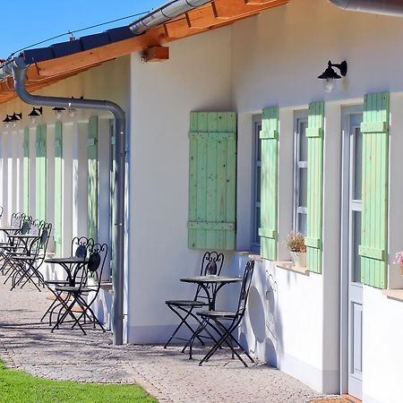 La Bobul Apartments Drnholec Zewnętrze zdjęcie