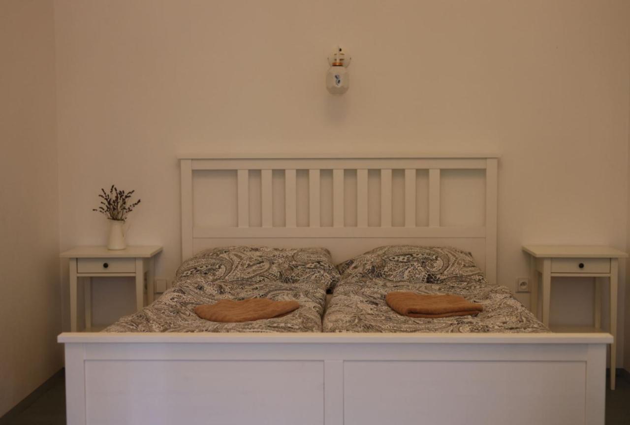 La Bobul Apartments Drnholec Zewnętrze zdjęcie