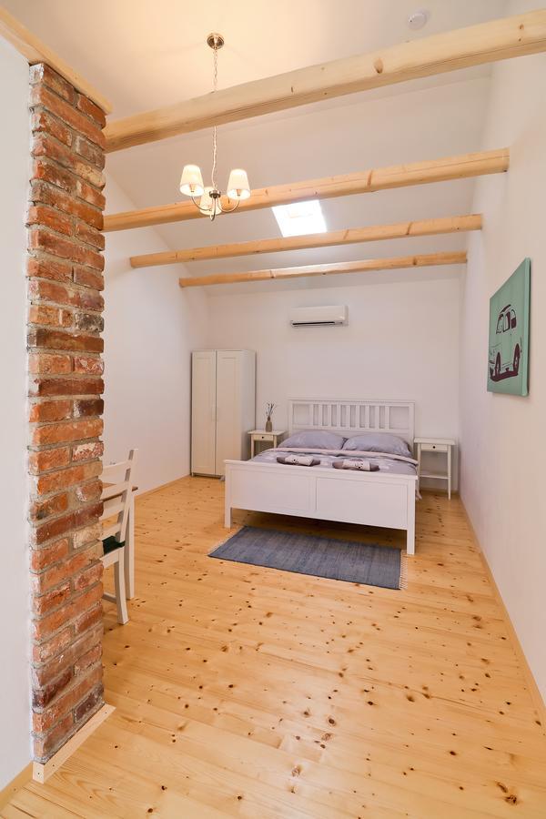 La Bobul Apartments Drnholec Zewnętrze zdjęcie